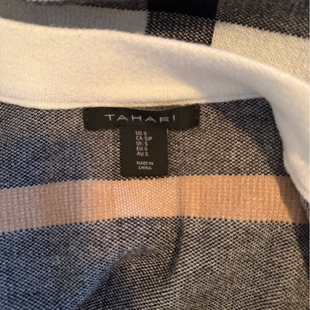 Tahari Women's Checkered Blazer in Black, Gray, and Tan - Picture 4 of 4
